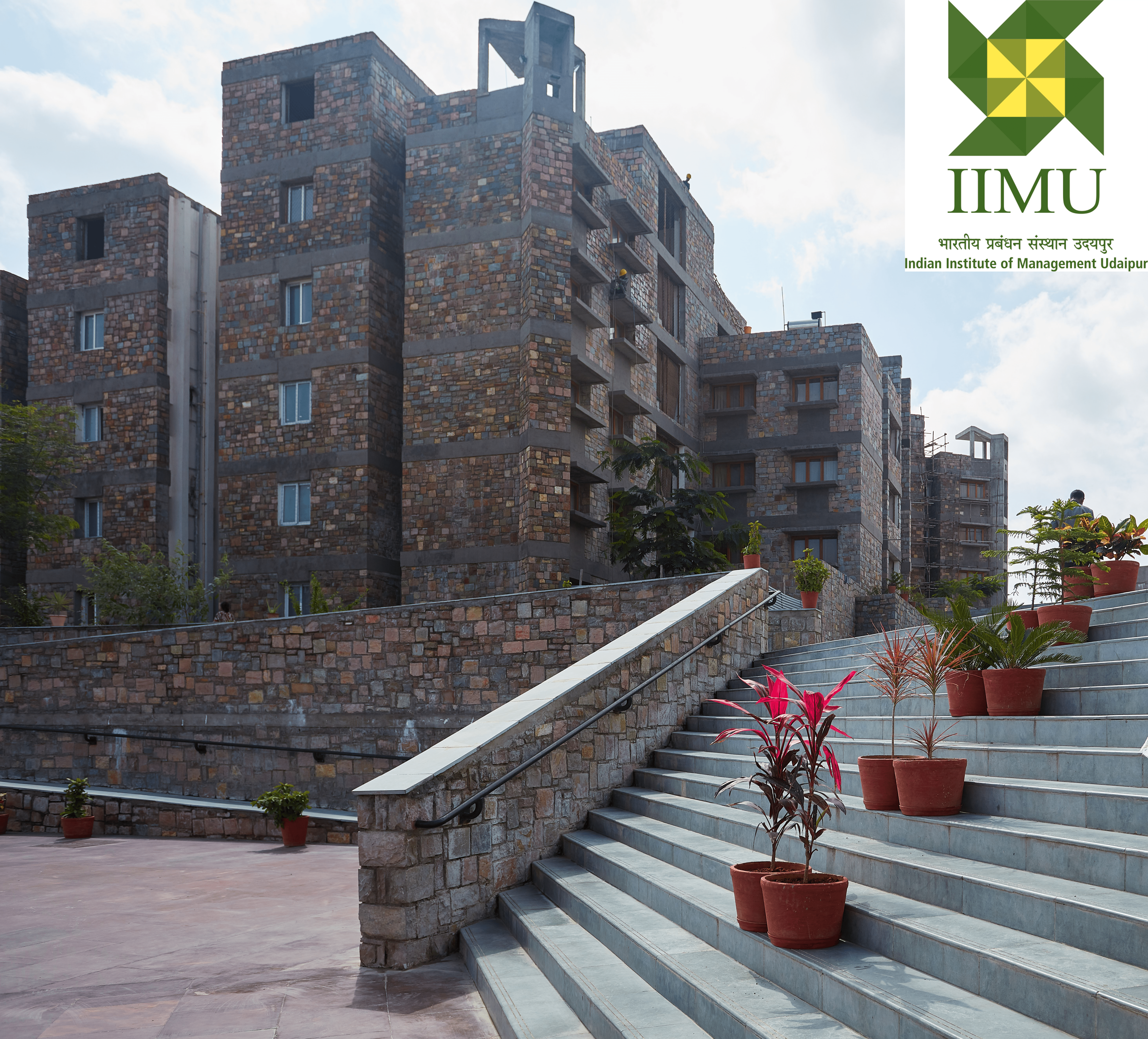 IIM Udaipur Completes Summer Placements; Average Stipend Increases by 37%