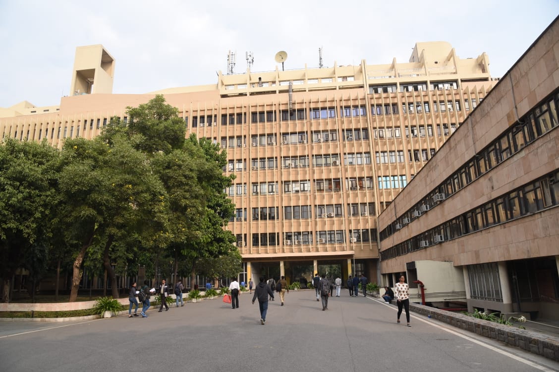Placement Season at IIT Delhi Kicks Off on a Vibrant Note; Students Receive Over 300 Placement Season at IIT Delhi Kicks Off on a Vibrant Note; Students Receive Over 300 Placement Season at IIT Delhi Kicks Off on a Vibrant Note; Students Receive Over 300