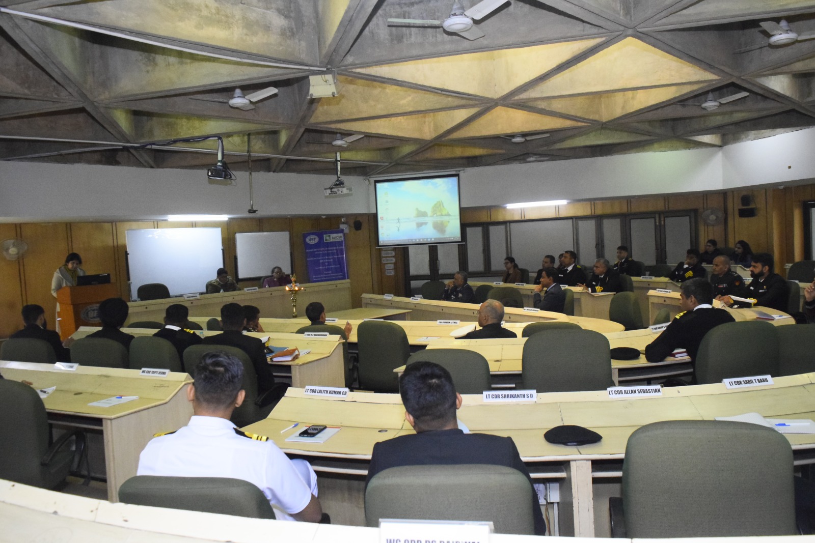 IIM Kashipur,IIFT, NIIE, XLRI: Four Top BSchools Hiring Faculty Posts Including Asst. Professors