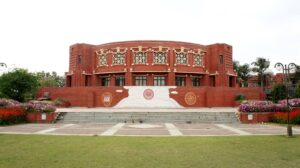 Opportunities for PhD Holders as IIM Lucknow Recruiting Assistant Professors
