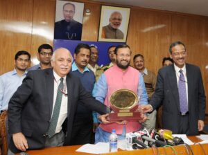 Ministry of HRD honoured with Web Ratna Digital India Award 2016