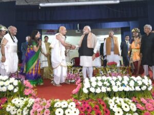 Prime Minister visits Rashtriya Sanskriti Mahotsav in Varanasi