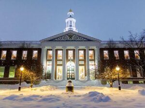 Harvard Business School's Executive Education to offer Program for Senior Leadership in India