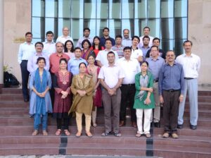 IIM Lucknow invites applications for executive doctoral programme EFPM 2017-18