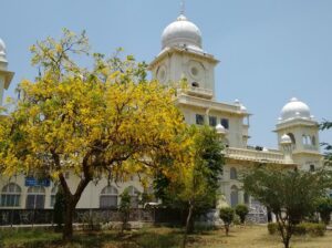 University of Lucknow Recruiting 19 Faculty Posts ! Apply Now