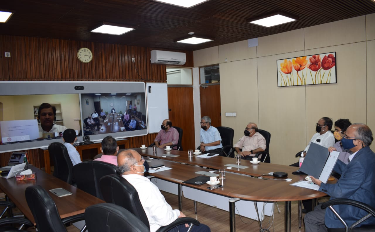 IIT Delhi, DAKSH Society Bengaluru sign MoU to establish DAKSH Centre of Excellence for Law and Technology