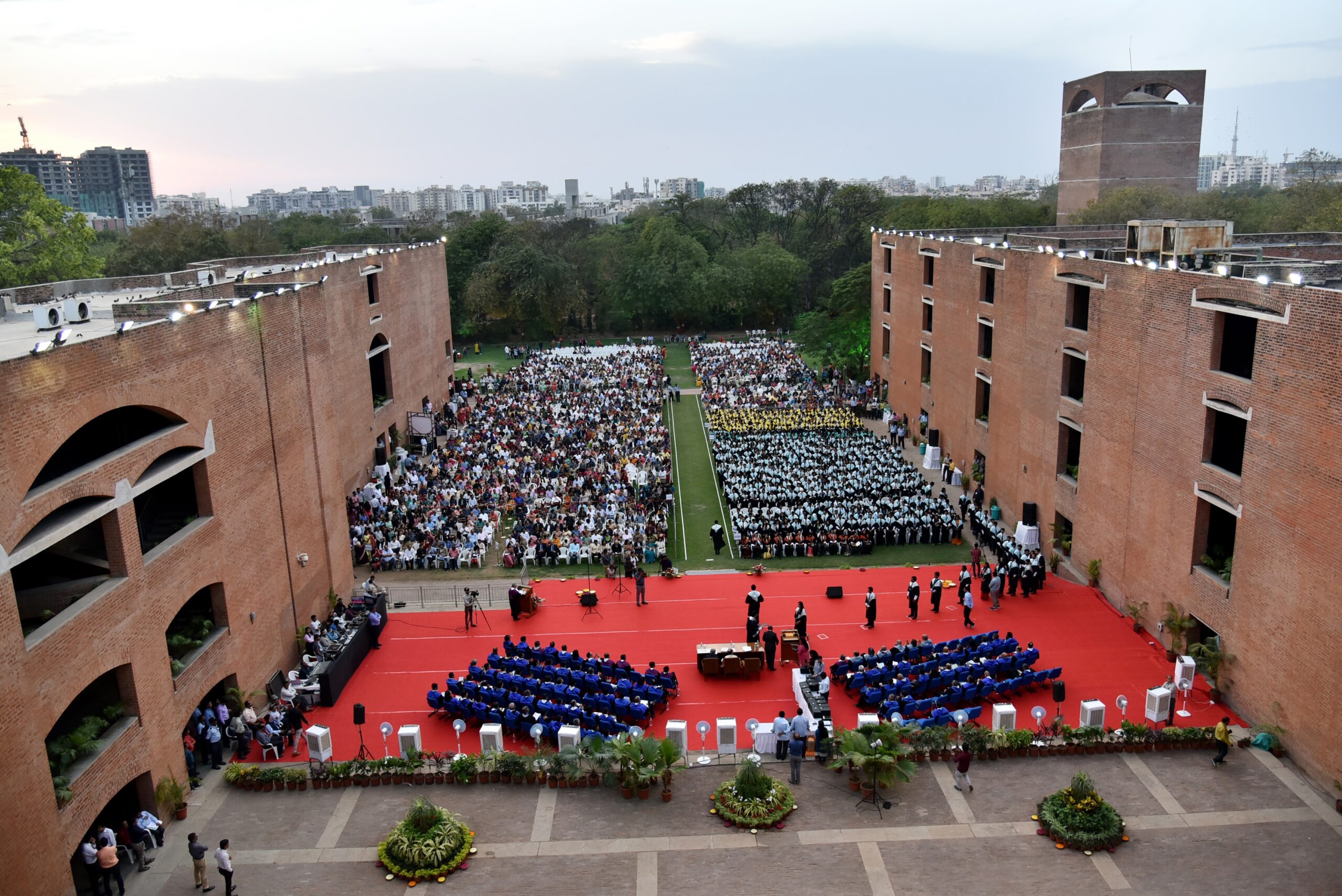 IIM Ahmedabad Announces PhD Admission for 2022! Fellowships @ INR 37.5K to 45.2K