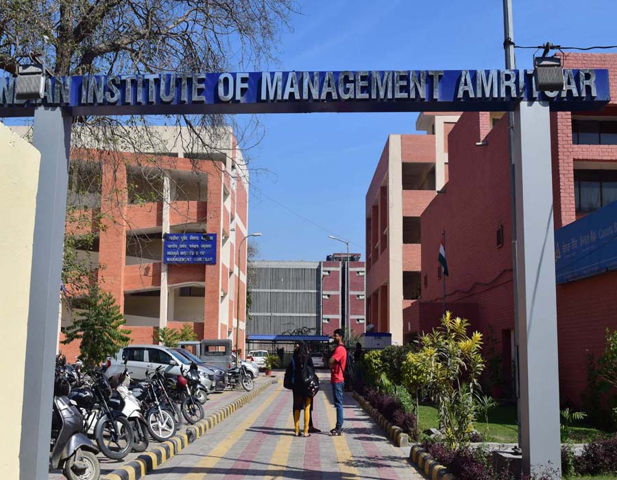 IIM Amritsar Opens PhD Admission 2022-23: Monthly Fellowships & Research Grants