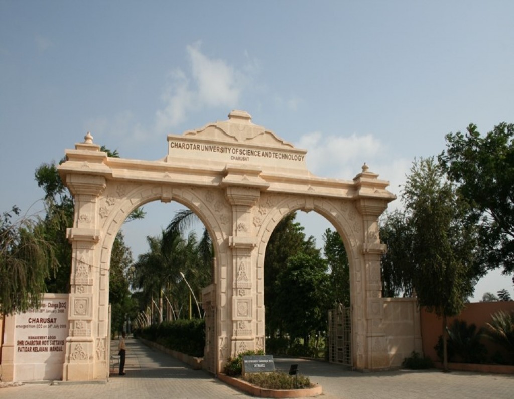 Charotar University of Science and Technology hiring Faculty Posts ! Apply before 21 Jan 2021