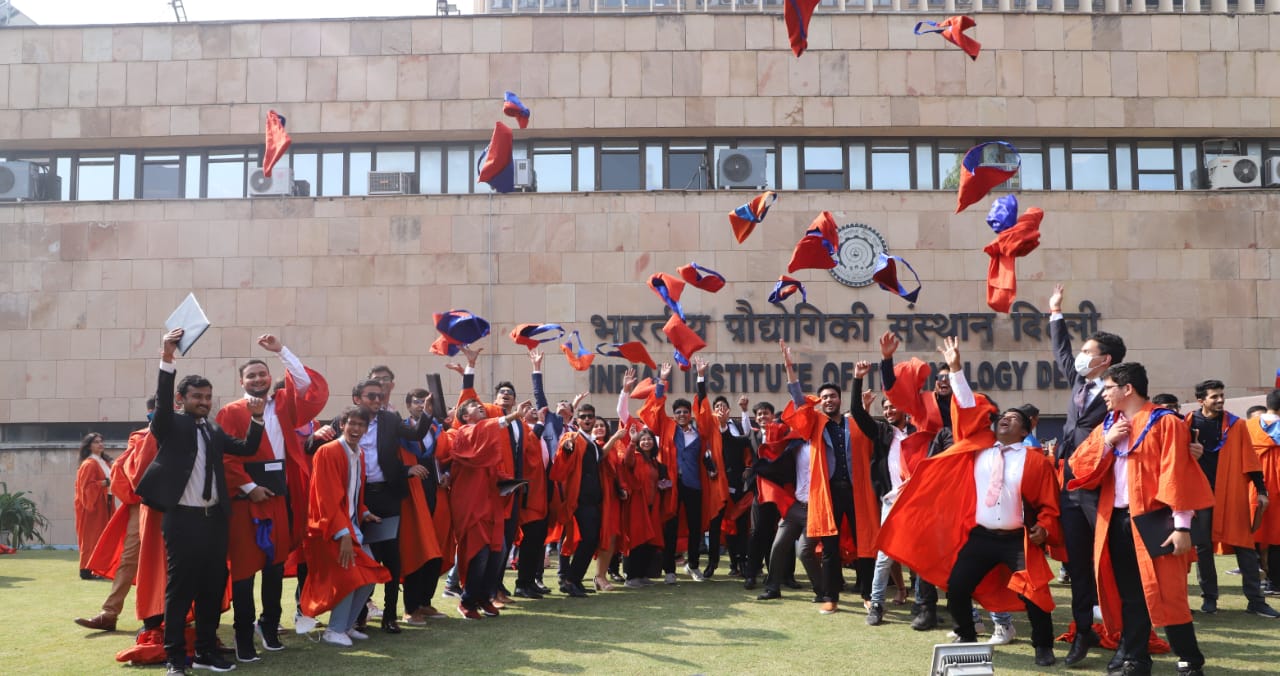 At 52nd Convocation Of IIT Delhi Over 2000 Students Awarded Degrees ...