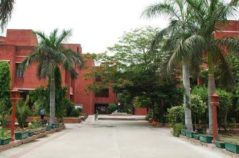 Opportunities for NET and PhD Holders as Four Colleges of University of Delhi Recruiting 380 Asst. Professors