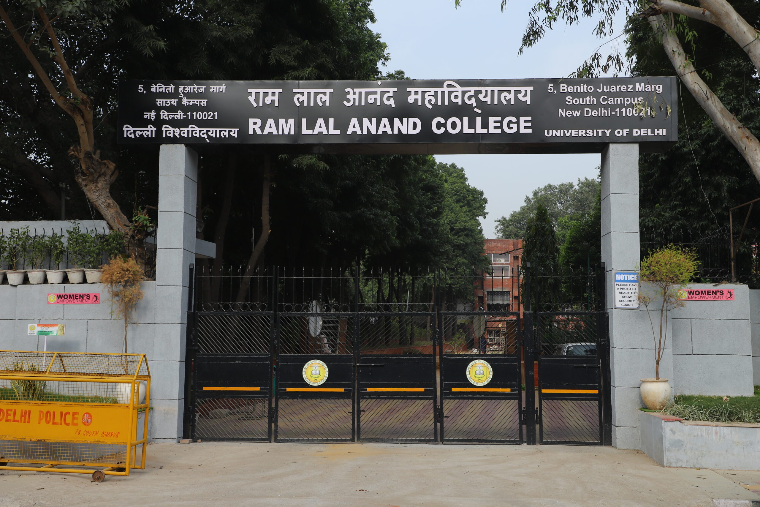 University of Delhi Recruiting 142 Assist. Professors