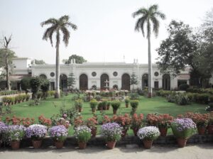 PhD Not Mandatory ! Indraprastha College for Women of University of Delhi Recruiting 123 Assistant Professors