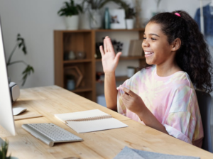 Customizable Project-Based Learning: Bridging Theory and Practice in Education