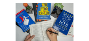 How Professionals Are Using Technology to Optimize Career Transitions